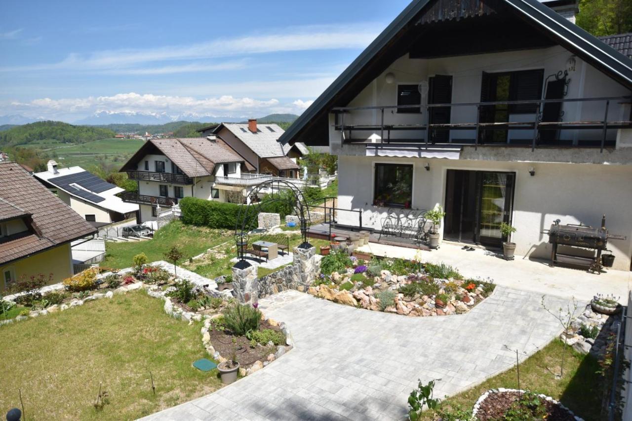 Škofljica Apartmaji Lejardin מראה חיצוני תמונה