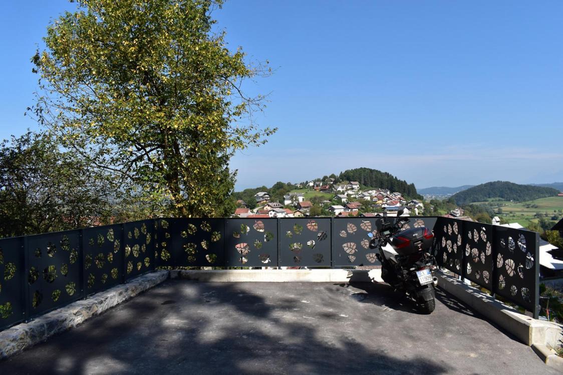 Škofljica Apartmaji Lejardin מראה חיצוני תמונה